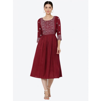 Bespoke Women's Casual Rayon 3-4th Sleeves Kurti (Maroon)